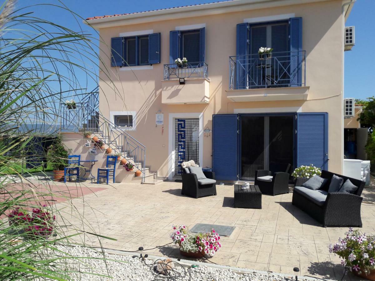 Villa Finiki Messinia Upstairs Экстерьер фото